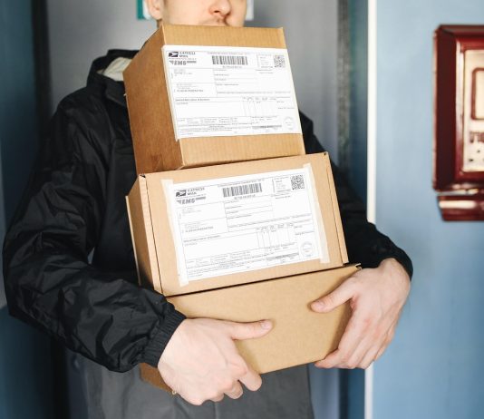 spedire pacchi online in modo economico