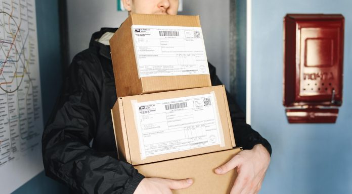 spedire pacchi online in modo economico