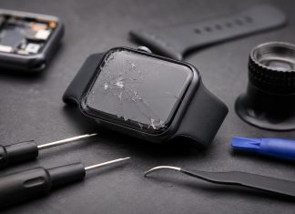Apple Watch con vetro rotto o display danneggiato: ecco dove puoi riparare il tuo Apple Watch apple watch rotto
